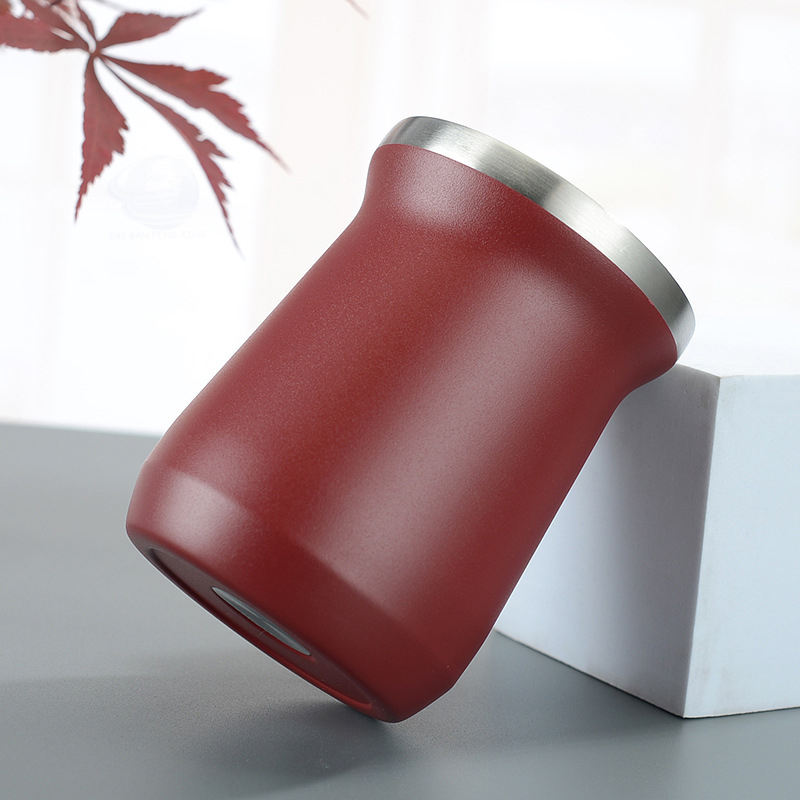 dark-red-with-accessories