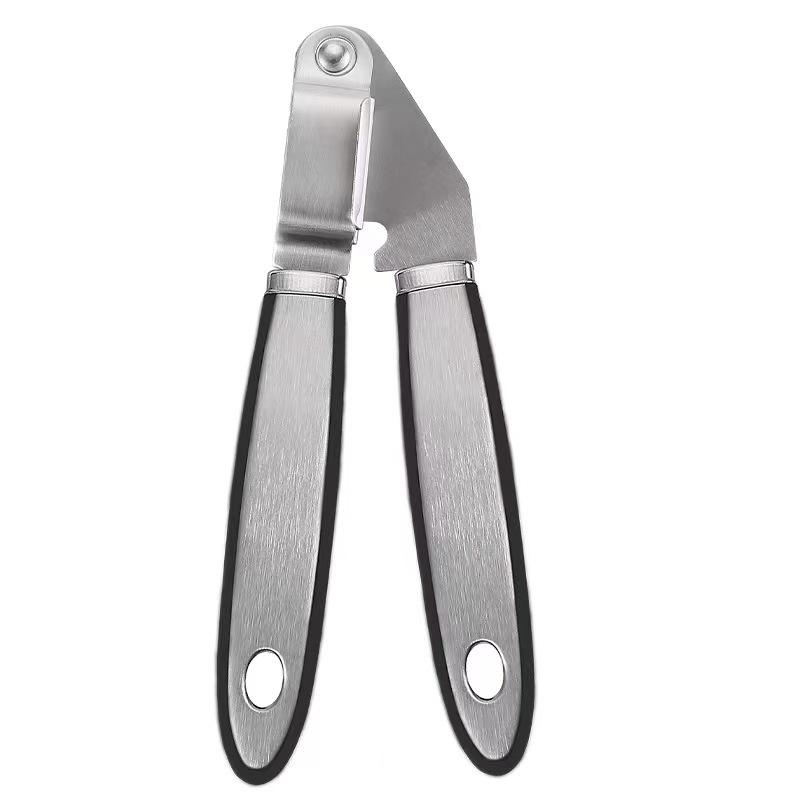 metal-handle-garlic-press