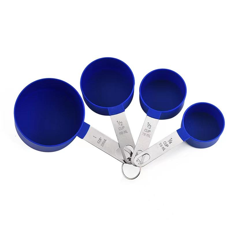 blue-measuring-cups