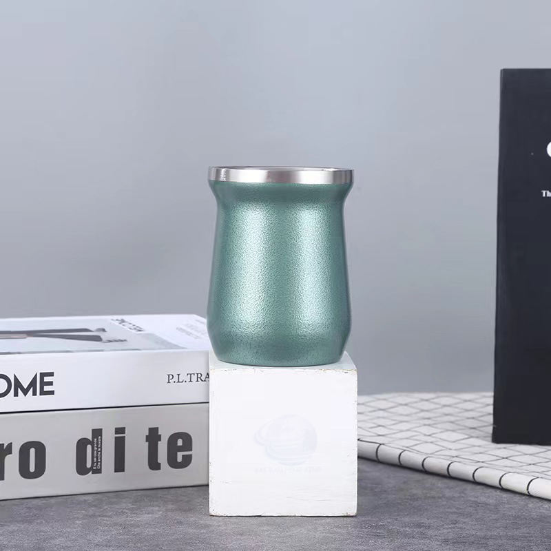 metallic-green-with-accessories