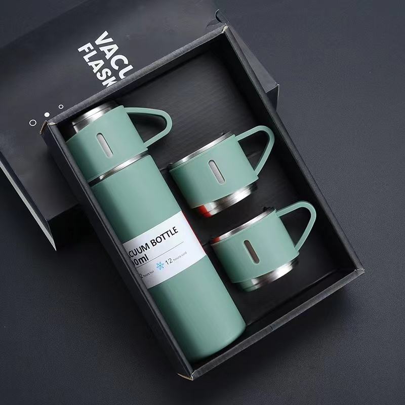 green-set-one-cup-and-two-lids