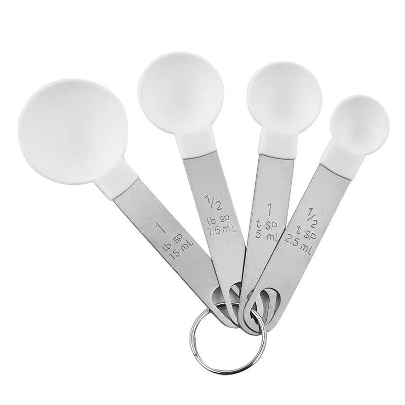 white-measuring-spoons